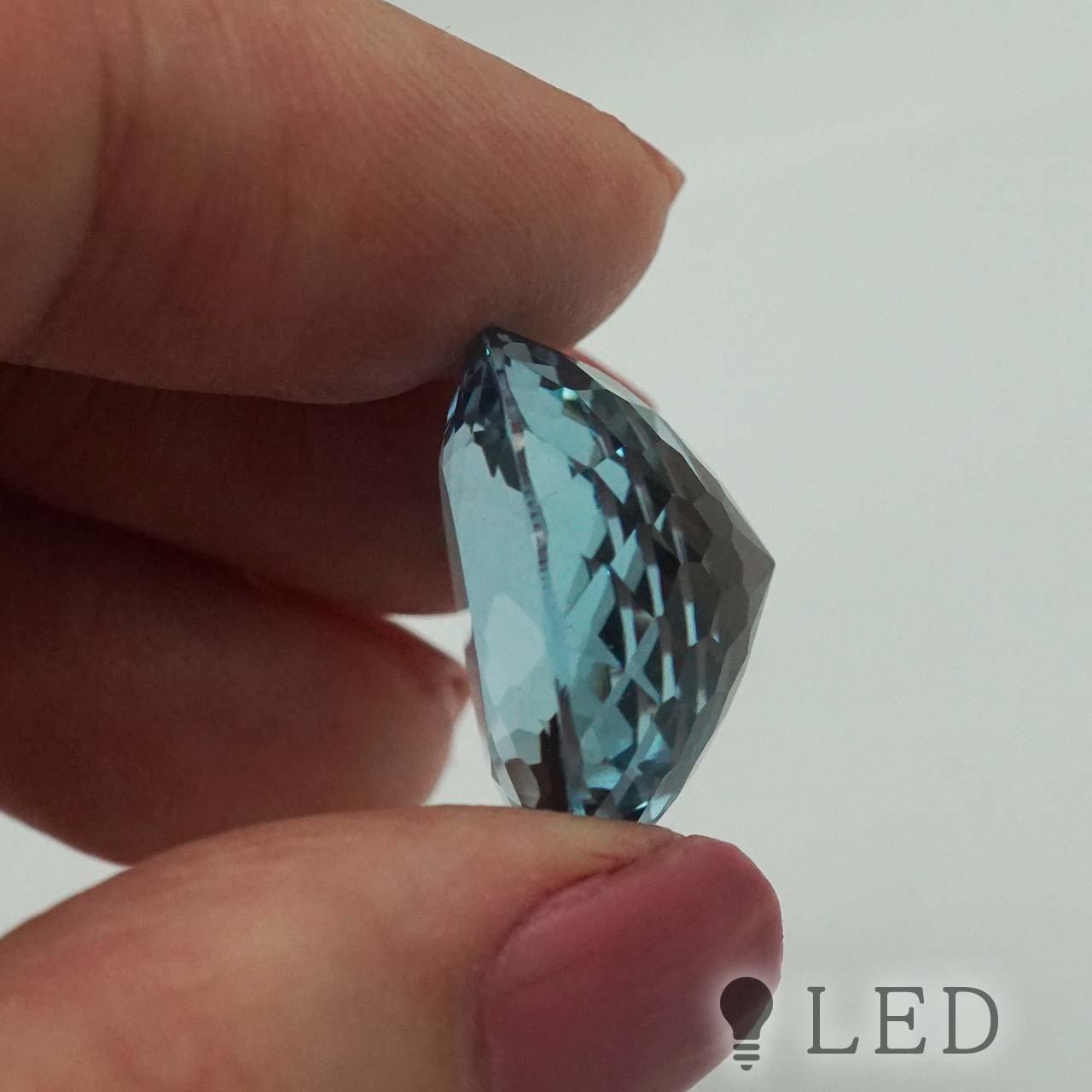 カラークオーツ ラウンド 約20 mm 26.3ct