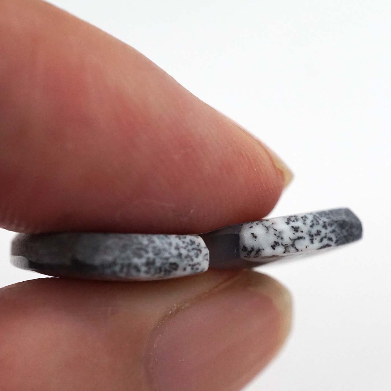 デンドライトオパール クッション 11×17mm 2個セット