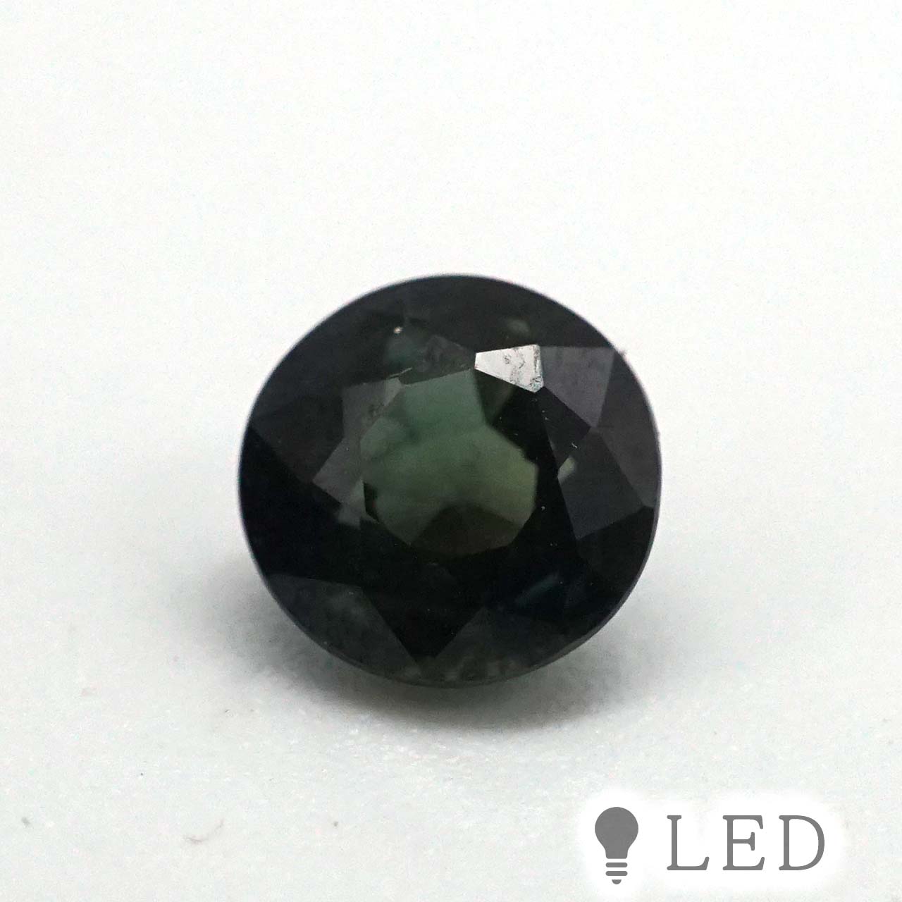 グリーンサファイア ラウンド 4.7mm 0.58ct
