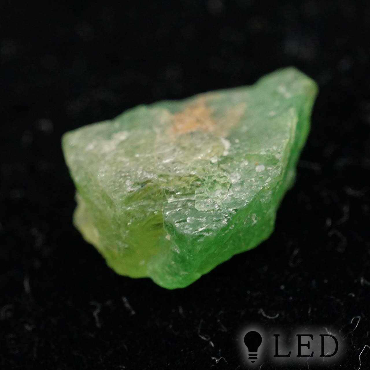 グリーンガーネット(グロッシュラーガーネット) 原石 約9.8×12.8 mm 5.62ct