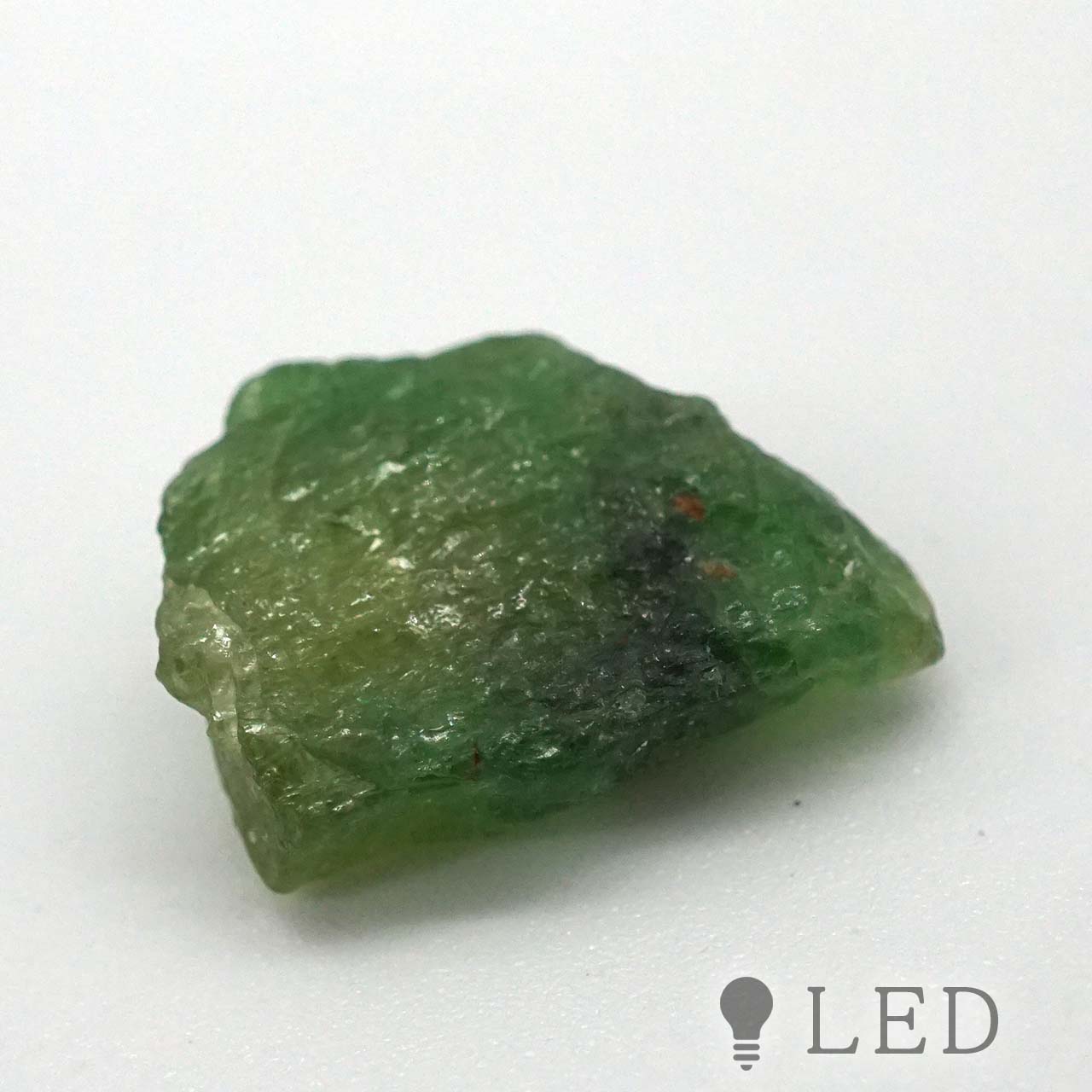 グリーンガーネット(グロッシュラーガーネット) 原石 約9.8×12.8 mm 5.62ct