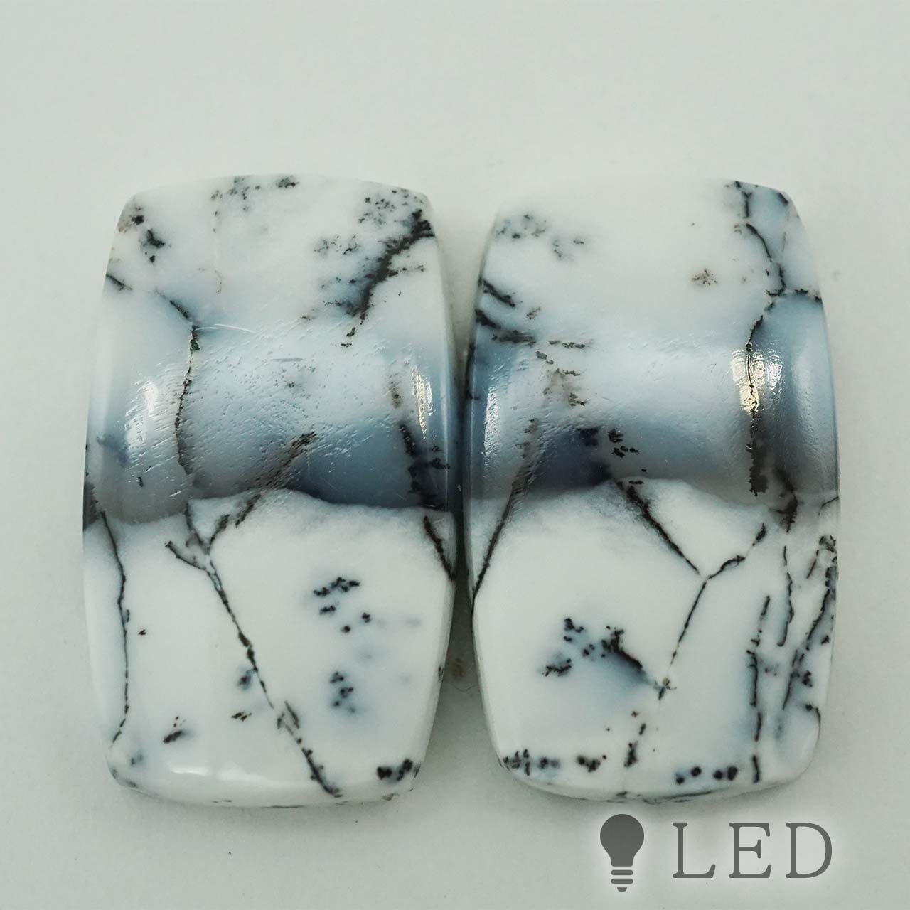 デンドライトオパール クッション 13×22mm 2個セット