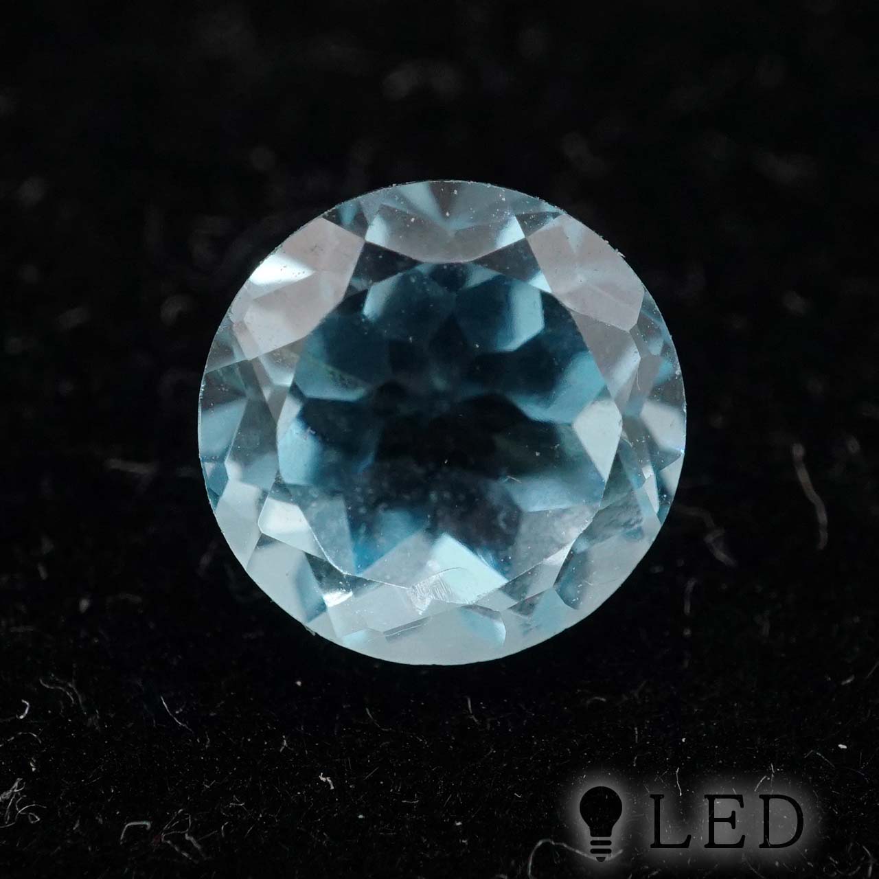 スカイブルートパーズ　ラウンド 8mm　約2.68ct