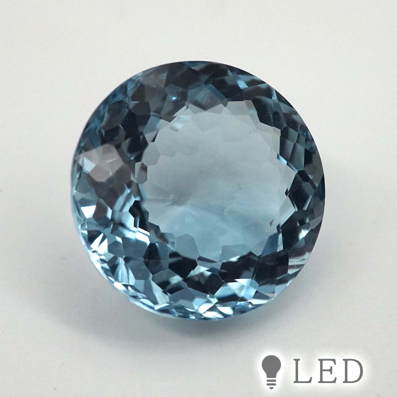 カラークオーツ　ラウンド　約20 mm　26.3ct