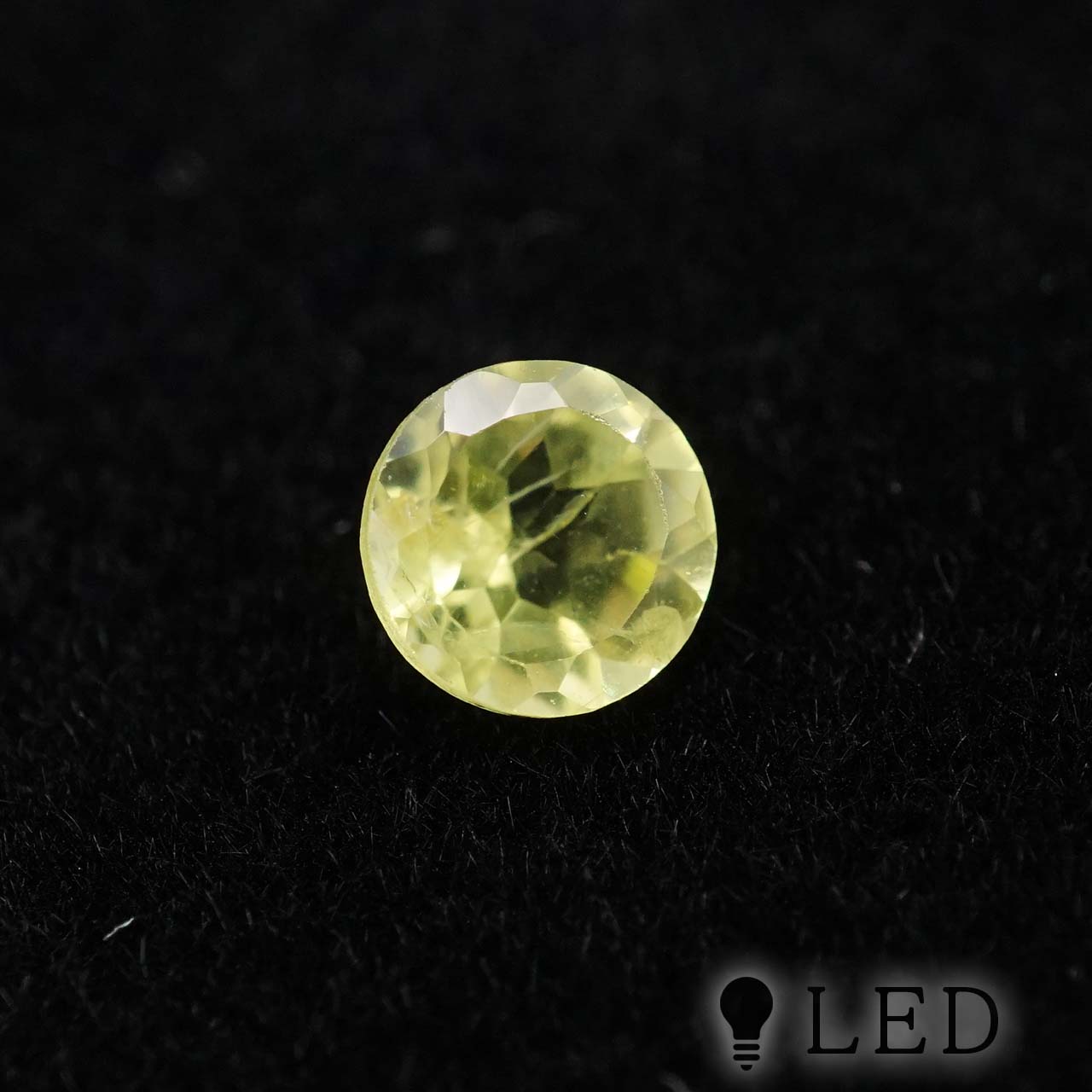 ペリドット ラウンド 5mm 0.5ct　