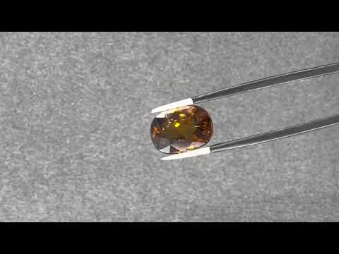 スフェーン オーバル 10.4×7.5 mm 3.33ct – amachidori
